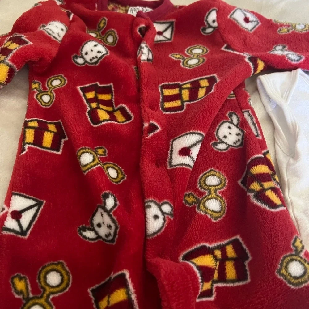 Harry Potter Red Footed Pj’s Baby Sz 6-9month Sleeper Hufflepuff White Owl Bonus
